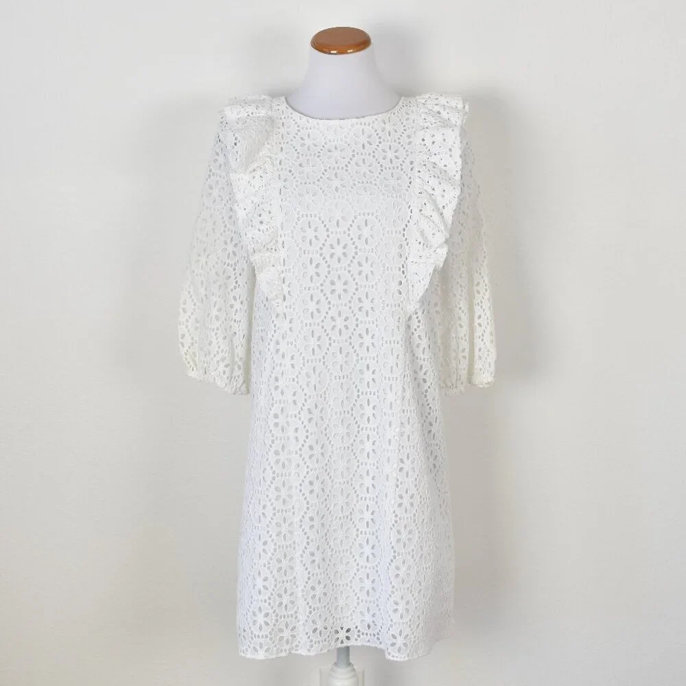 Lilly Pulitzer Primm Sand Dollar Eyelet Shift Dress White NEW - M - Picture 1 of 13